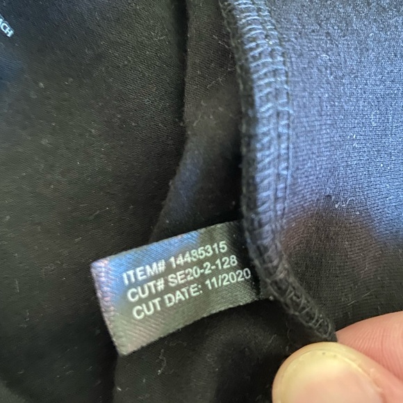 Torrid crop premium legging- scallop embroidery black size 2X - Picture 7 of 14